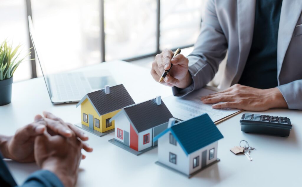 Cómo elegir el mejor asesor inmobiliario inversiones